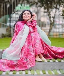 ชุดเดรสใส่ทำงานด้วยมือพร้อมไข่มุกสุดหรูชุดเดรสใส่ทำงานลำลองจากนักออกแบบที่มีคลาส - Product Image 2