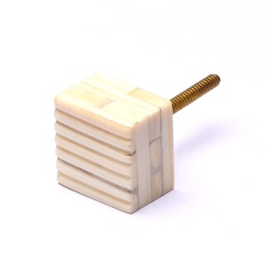 Perillas de Puerta Interiores Contemporáneas Hechas a Mano, Hueso Pulido y Madera Ecológica, Producto Artesanal Natural Moderno y Elegante - Product Image 5