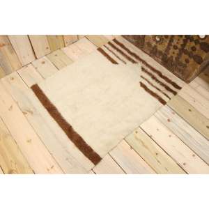 พรมขนาด 2.6x3.3 ฟุต, พรมตุรกีวินเทจขนาดเล็ก, พรมขนสัตว์สีขาว - Product Image 1