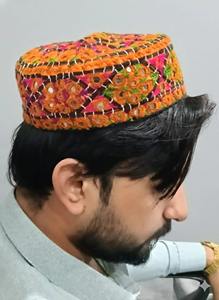 Gorro Pashtún Tradicional Afgano para Hombre, Hecho a Mano, Étnico, Cultural, Islámico, con Bordado Vintage y Encaje, para Oración Formal o Uso Diario - Product Image 3