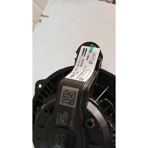 Serie DR 4.0 (21>) VENTILATORE DI RISCALDAMENTO J60-8107110 SQRE4G15C - Product Image 3