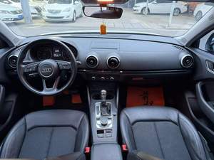 Audi A3 2020 – Voiture Compacte de Luxe en Gros – Boîte DCT 7 Vitesses, Phares LED, Sièges en Cuir, Apple CarPlay, Berline/Hatchback 5 Portes - Product Image 2