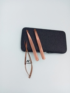 Pince à épiler couleur or rose avec lame affûtée, ciseaux à ressort, pointe inclinée, pointe carrée, logo personnalisé, pour l'épilation des sourcils - Product Image 2