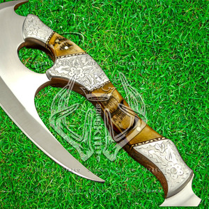 Custom Full Tang D2 Steel Hunting <b>Camping</b> Bearded <b>Axe</b>, Ram Horn Handle Tomahawk Real Hatchet with Leather Sheath, Ideal Gift - Product Image 3