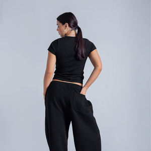 Camiseta Corta de Alta Calidad para Mujer, Cuello Redondo, Corte Ajustado, Transpirable, Ecológica, Lisa, con Logotipo Personalizado Impreso - Product Image 4