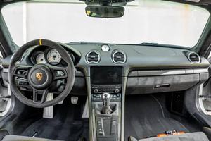 Porsche 718 Cayman GT4 2021 IMPECABLE, Transmisión Manual de 6 Velocidades, Listo para Entrega - Product Image 3