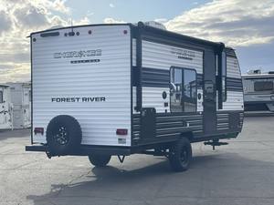 Ahora en Venta: Remolque de Viaje Usado Forest River RV Cherokee Wolf Pup 16FQW 2025, de Acero Inoxidable, Ligero e Impermeable - Product Image 4