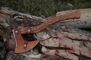 Hachas Vikingas Industriales de Alta Calidad en Oferta, Forjadas a Mano, Mango Grabado, Acero con Alto Contenido de Carbono, Hacha Ancha de Espalda Plana, Hoja Grabada - Product Image 4