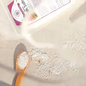 Sels de bain d'Epsom au cèdre et à la rose - Product Image 1