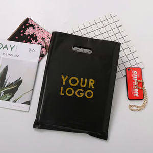 Bolsa de compras de plástico personalizada con asa troquelada, tamaño de impresión personalizado, precio competitivo - Product Image 4