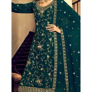 Magnifique costume Lehenga en georgette vert sarcelle brodé pour les mariages - Product Image 2