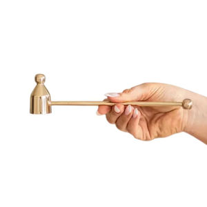 Excavador de velas de metal duradero y elegante elaborado para una funcionalidad duradera y un valor sofisticado de decoración del hogar - Product Image 1