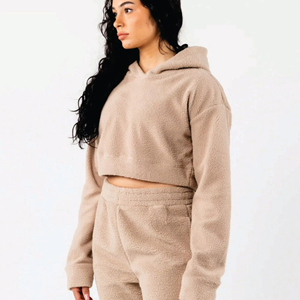 Veste polaire Sherpa en peluche mignonne pour femmes capuche légère brodée hiver sweat à capuche court chaud avec cordon de serrage avant conception à glissière - Product Image 3