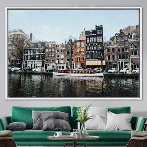 Impression moderne Canal d'Amsterdam : Décoration murale élégante avec œuvre d'art imprimée, 1P : encadré blanc - Product Image 1
