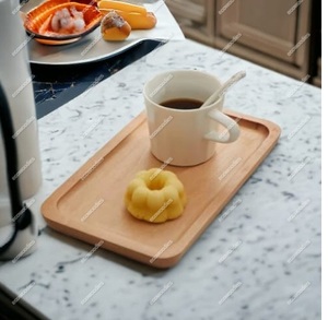 Bandeja de servicio de bambú de madera rústica versátil con laca funcional Ana bandeja organizadora de bebidas de alimentos para el hogar para uso en la cocina - Product Image 2