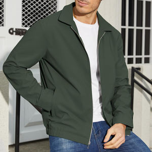 Chaqueta Cortavientos Transpirable para Hombre con Cuello Alto, Tejido Impermeable y Ligero, Corte Regular, Chaqueta Casual Moderna - Product Image 3