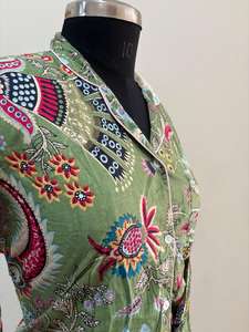 เสื้อเชิ้ตแขนยาวผ้าคอตตอนสีเบจแบบลำลองสำหรับผู้หญิงทุกฤดูเสื้อมีกระดุมตกแต่งลูกไม้ลายดอกไม้เสื้อพิมพ์ลายซาฟารีเสื้อเซ็กซี่ - Product Image 4