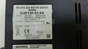 3855) [HỘP MỚI] Bộ điều khiển động cơ DC không chổi than một pha 20 kW 3000 vòng/phút BLED12C-CC-K5 Hàng mới chính hãng 100% - Product Image 4