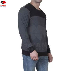 Sweat-shirts d'hiver de service OEM Dernier design Couleur unie Basics Coton mélangé Polaire à manches longues Col rond Hommes Logo personnalisé - Product Image 4