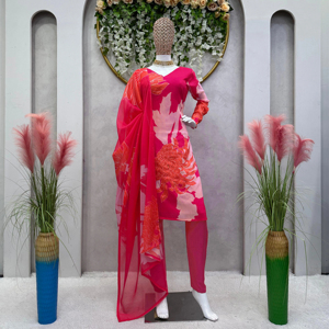 Beau costume de designer avec intérieur et Pent-Dupatta avec impression numérique et travail à la main - Product Image 1