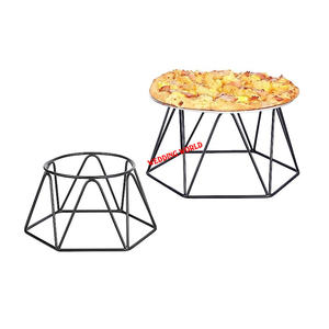 Support à pizza en métal fait à la main de qualité supérieure Porte-pizza de créateur de forme ronde Vente en gros de support à pizza en métal - Product Image 5