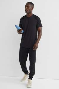 Camiseta de hombre de algodón blanco liso con cuello redondo hecho a medida - Product Image 6