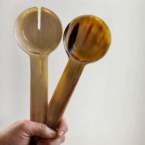 2024 serveur de salade de corne à la mode avec poignée décorative outils de salade d'os de corne cuillère et fourchette à salade prix raisonnable fabriqué en inde - Product Image 4