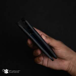 งานฝีมือหนัง WF หมายเลข กระเป๋าสตางค์แบบพับสองตอนขนาดเล็กทำมือ 102 ใบสำหรับผู้ชาย (สีน้ำเงิน)-ผลิตภัณฑ์งานฝีมือแบบ Fair Trade รับประกัน 5 ปี - Product Image 6