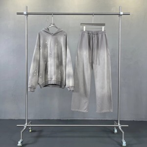 Logotipo personalizado de alta calidad Invierno 380 Gsm Hombres Chándal Lavado con ácido y sol desteñido Spray Sudadera con capucha y Joggers Chándal Fet para hombres - Product Image 4