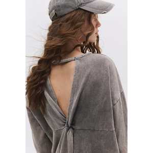 Sudadera Lavada con Detalle en la Espalda - Product Image 2