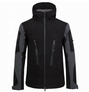 Veste en jean décontractée vintage pour homme avec col montant et capuche, adaptée à l'hiver - Product Image 1