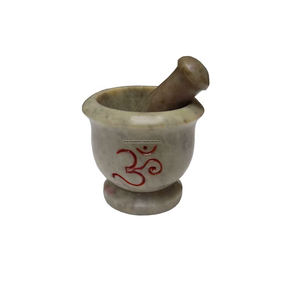 Ensemble de pilons à mortier en stéatite de dernière qualité avec broyeur Om pour graines d'épices et autres ingrédients de couleur naturelle - Product Image 1