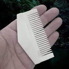 Peigne à poils d'os d'animaux avec manche en bois laser Nouveau design Peigne à cheveux de salon de mode pour hommes et femmes Style de culture viking - Product Image 4