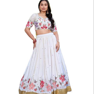 Présentant la plus attrayante Georgette lourde belle broderie travail Choli avec contraste Dupatta disponible à bas prix - Product Image 1