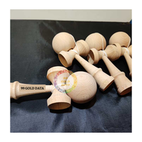 Fábrica al por mayor Premium Mini madera Kendama juguete educativo habilidad juguete con logotipo personalizado para niños-Caryln