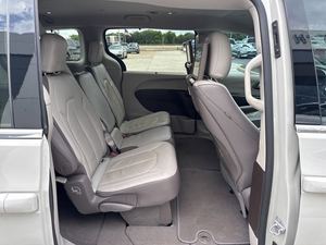 มือสอง lhd/rhd 2017ไครสเลอร์ PACIFICA Touring L PLUS FWD - Product Image 2