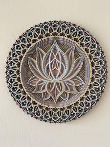 Art mural moderne en MDF Mandala pour l'intérieur d'une maison contemporaine avec un style spirituel minimaliste - Product Image 3