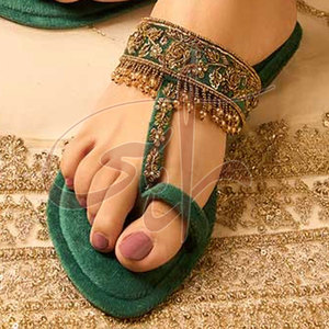 Nouveau style, vente en gros, confortable, Kolhapuri, fabrication artisanale, chaussures pour femmes, dessus en velours, tendance de la mode, imprimé, antidérapant - Product Image 6