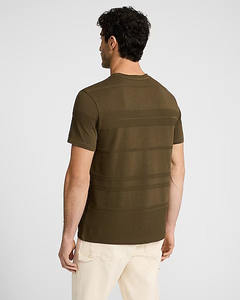 Camiseta de diseño personalizado para hombre, ropa de calle de moda, proveedor de ropa informal, ideal para viajes de gimnasio y uso diario, pedidos al por mayor - Product Image 4