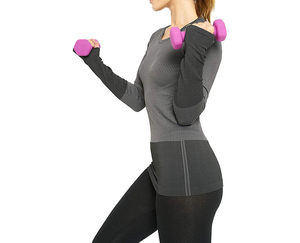 2025เซ็ตเสื้อยืดและกางเกงสำหรับผู้หญิงชุดเสื้อผ้าผ้าฝ้าย2ชิ้นสำหรับใส่อยู่บ้านโลโก้ตามสั่ง - Product Image 4