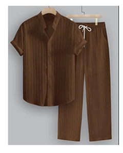 Conjunto de 2 piezas a rayas de color sólido de verano para hombre, pantalones con cordón de cuello levantado de moda informal perfectos para vacaciones en la playa - Product Image 3