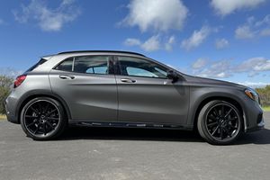 Mercedes-AMG GLA 45 d'occasion 2018, excellent état, prêt à être expédié - Product Image 3