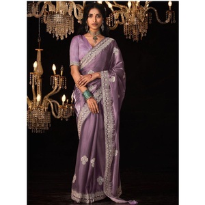 Saree indien de luxe avec broderie lourde et pièce de chemisier élégant pour les femmes mariage et tenue de fête à des prix abordables - Product Image 1