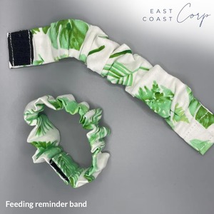 Scrunchie de lactancia | Pulsera de este lado siguiente. Algodón blanco y verde con estampado de hojas. Lactancia, lactancia, mamá y bebé - Product Image 3