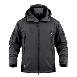 Chaqueta de lluvia ligera personalizada para hombre, impermeable y resistente al viento con forro de malla transpirable con capucha para la temporada de otoño - Product Image 6
