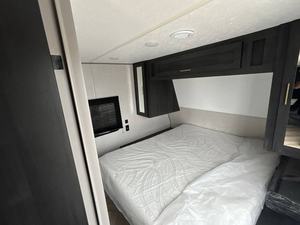 F-o-r-e-s-t R-i-v-e-r O-z-a-r-k 2-5-0-0T-H 2022 usado en venta - Product Image 6