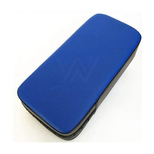 Durable <b>Muay</b> <b>Thai</b> Training <b>Pads</b> With High Quality Leather Surface Thick Padding And Adjustable Straps For Maximum Comfort - Product Image 4