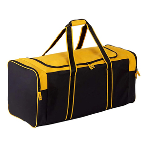 Sac de sport et de voyage de forme carrée multicolore teint en quantité minimale de commande bas bagage de cricket en cuir fabriqué au Pakistan avec fermeture à glissière - Product Image 1