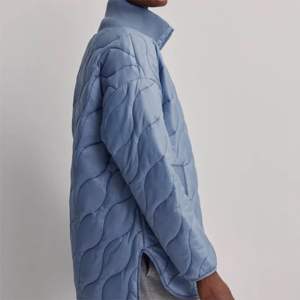 Stylish Quilted <b>Jacket</b> for Women with Zip-Up Closure <b>Lightweight</b> and Warm Outerwear for Winter - Product Image 5