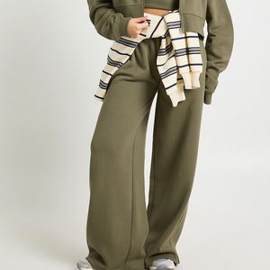 Chándal Corto para Mujer con Precio Económico y Diseño de Alta Calidad para Compradores al por Mayor, Servicio OEM, Diseño para Compradores al por Mayor 2026 - Product Image 3